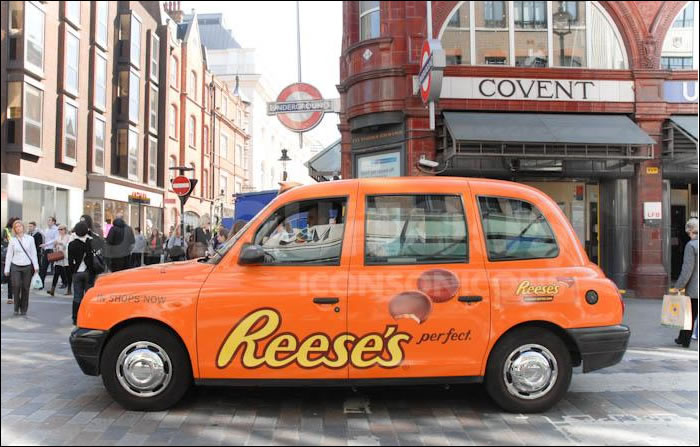 REESE'S London Taxi Cab